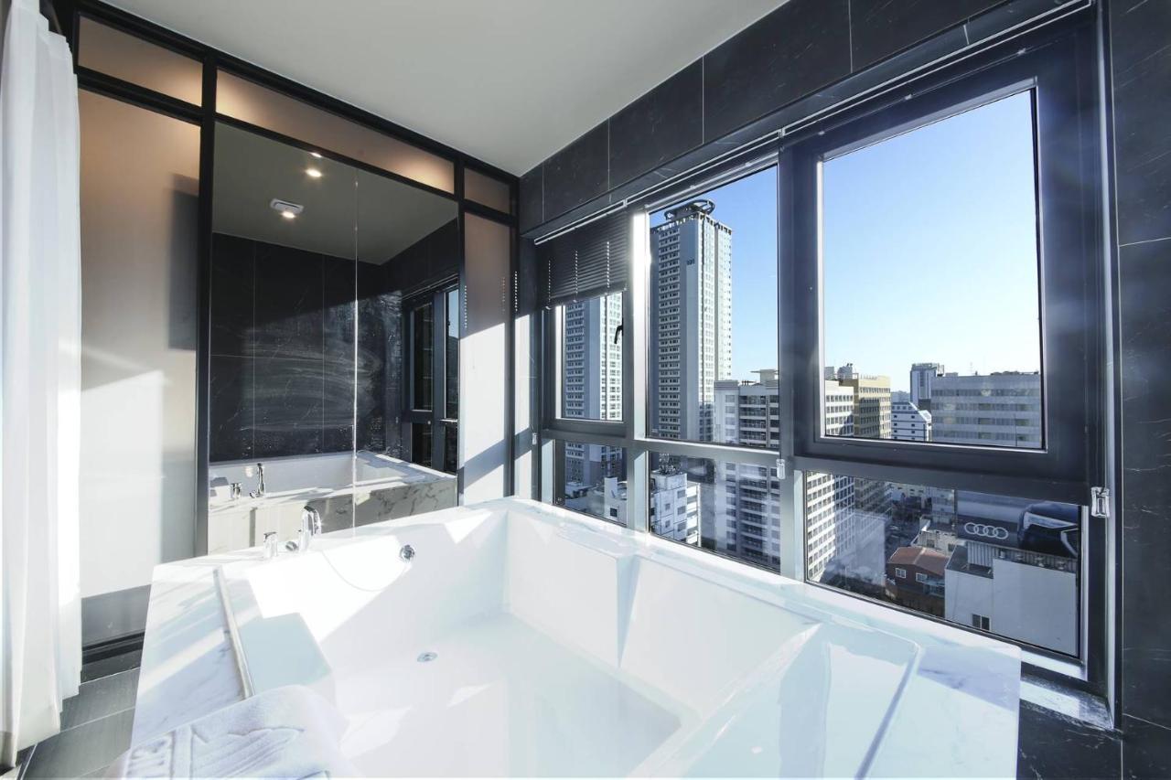 City Hotel The Busan Metro Esterno foto