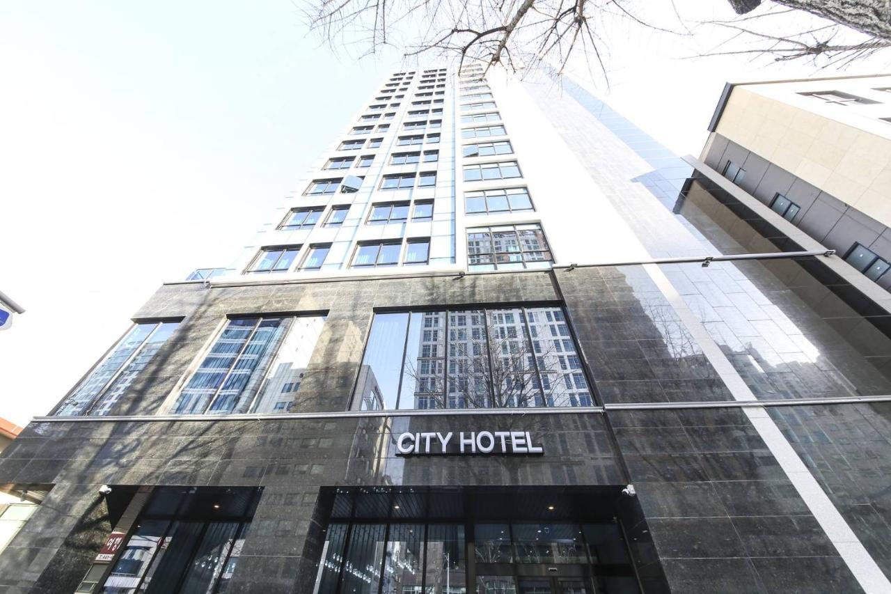 City Hotel The Busan Metro Esterno foto
