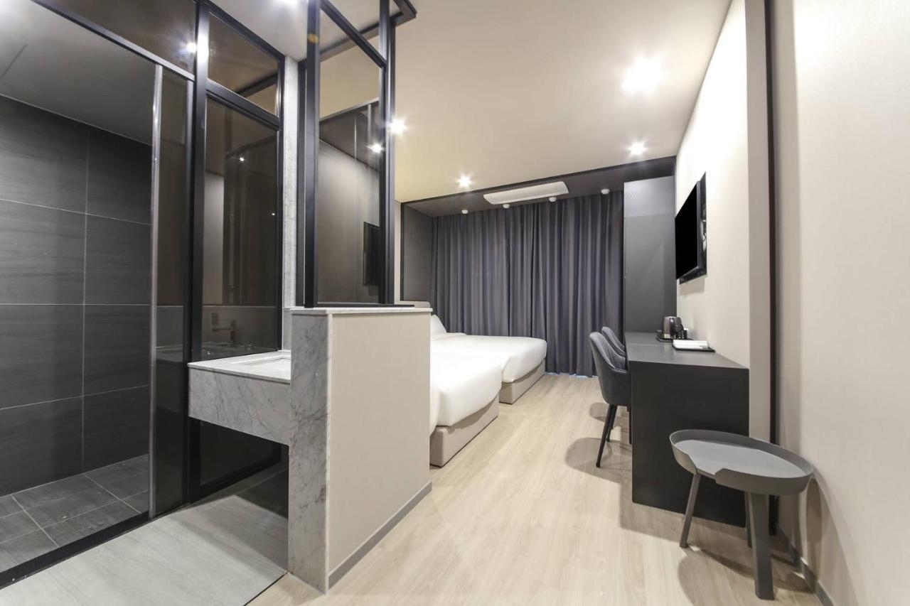 City Hotel The Busan Metro Esterno foto